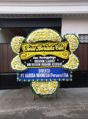 Papan Bunga Duka di Ujungpangkah